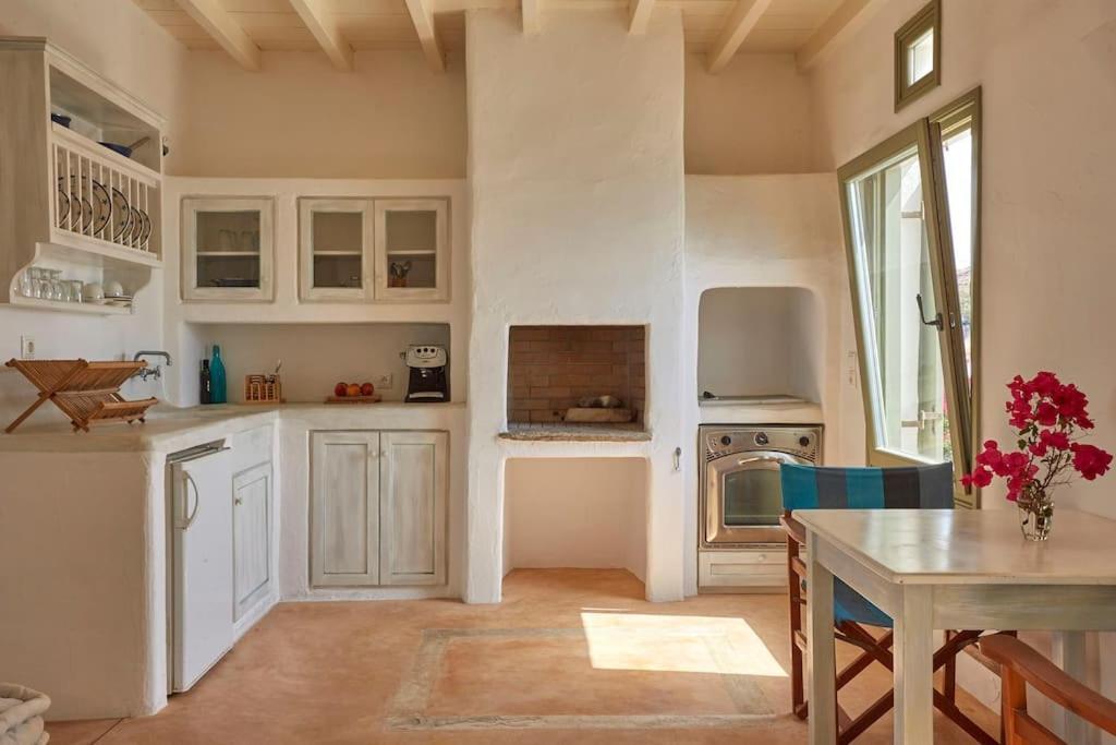 Ochre Dream, Beach Front & Sunset Villa Naousa Экстерьер фото