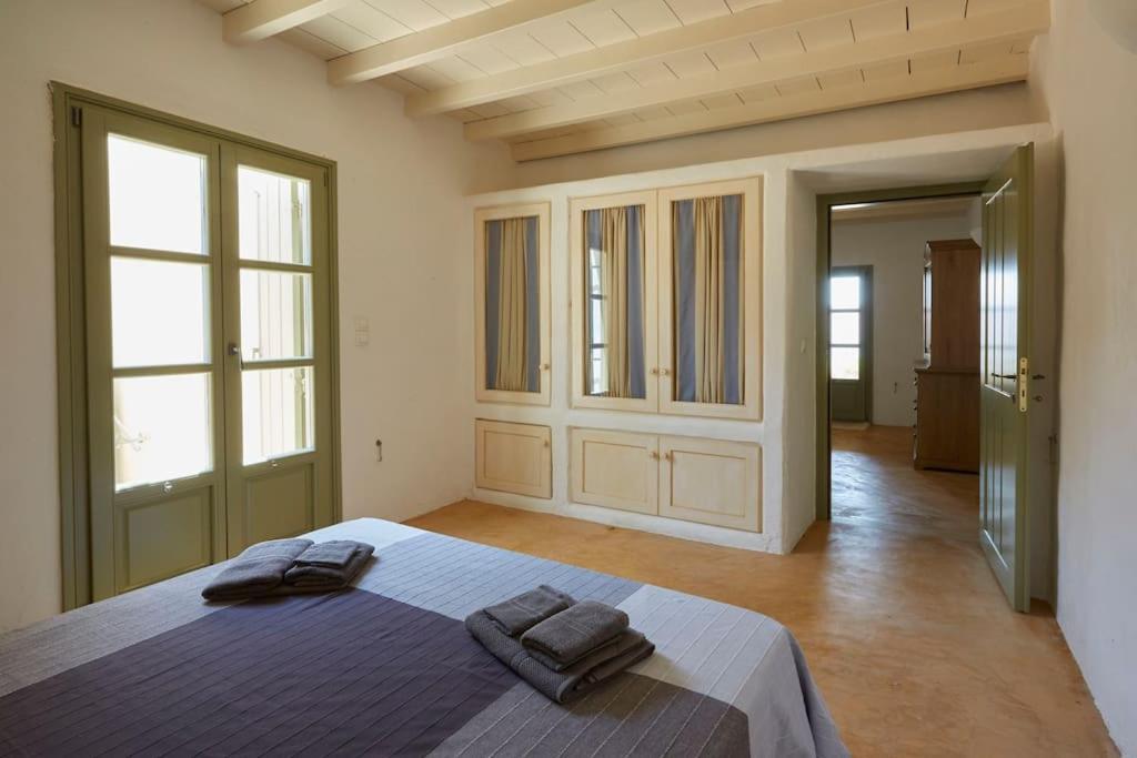 Ochre Dream, Beach Front & Sunset Villa Naousa Экстерьер фото