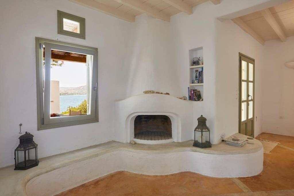 Ochre Dream, Beach Front & Sunset Villa Naousa Экстерьер фото