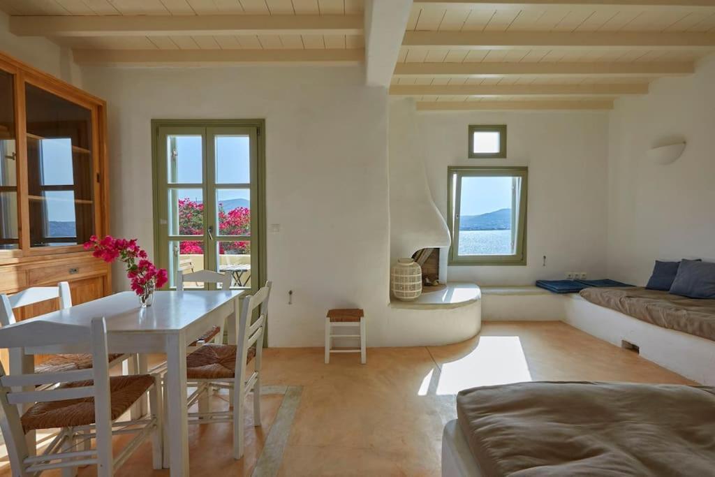 Ochre Dream, Beach Front & Sunset Villa Naousa Экстерьер фото